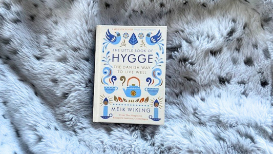 HOW TO HYGGE FOR A COSY FESTIVE SEASON